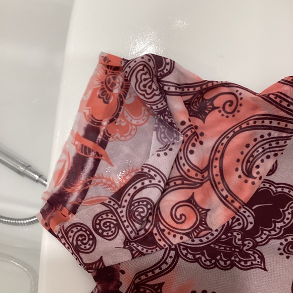 Ladies Christopher&Banks tunic type top, sized- - Picture 4 of 6